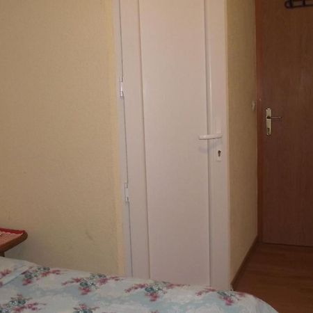 Pansion Laktasi Hostel Kültér fotó