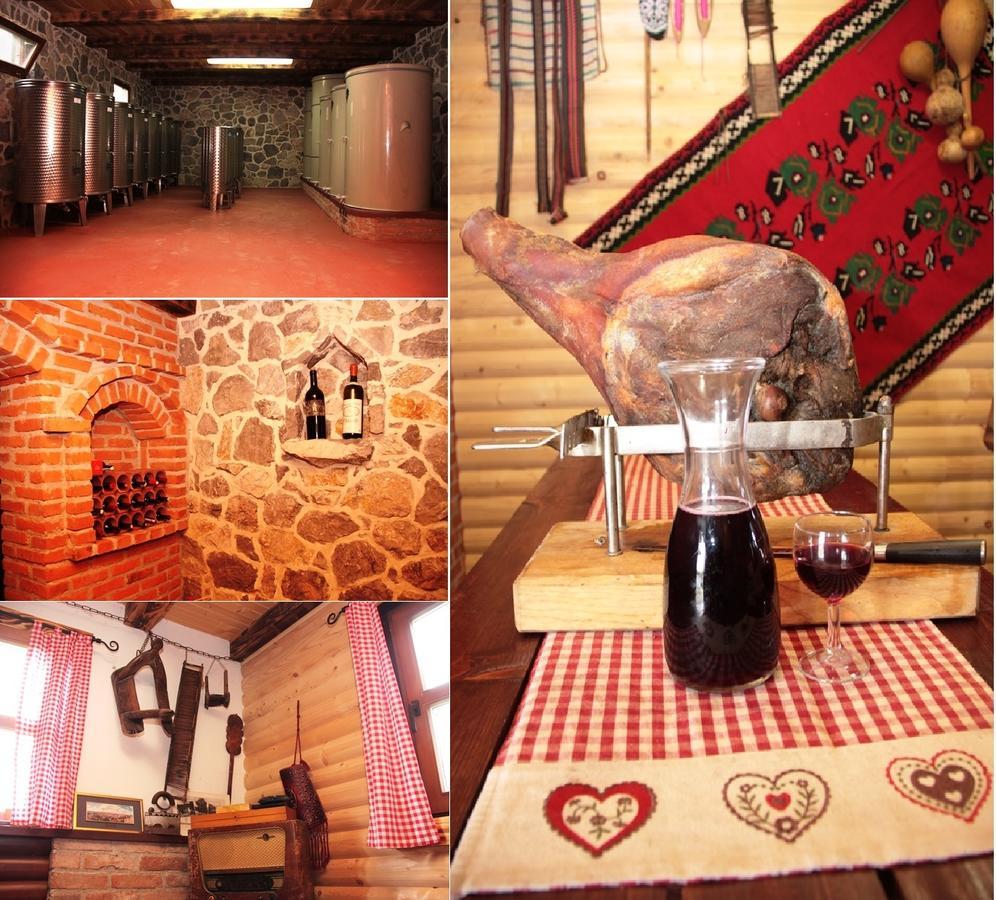 Pansion Laktasi Hostel Kültér fotó