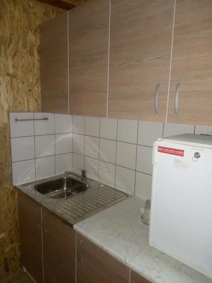 Pansion Laktasi Hostel Kültér fotó