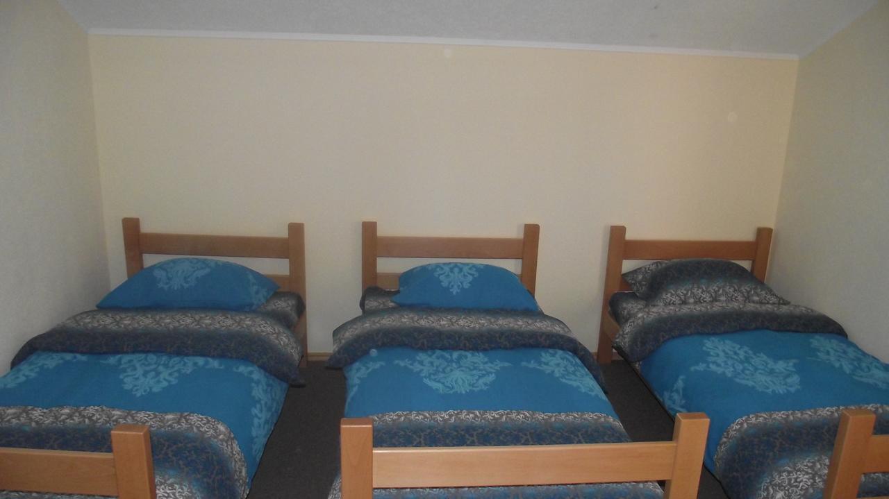 Pansion Laktasi Hostel Kültér fotó